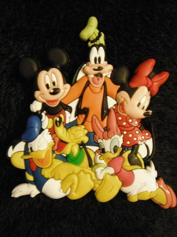 Magnet souple disney disneyland paris Mickey & ses amis